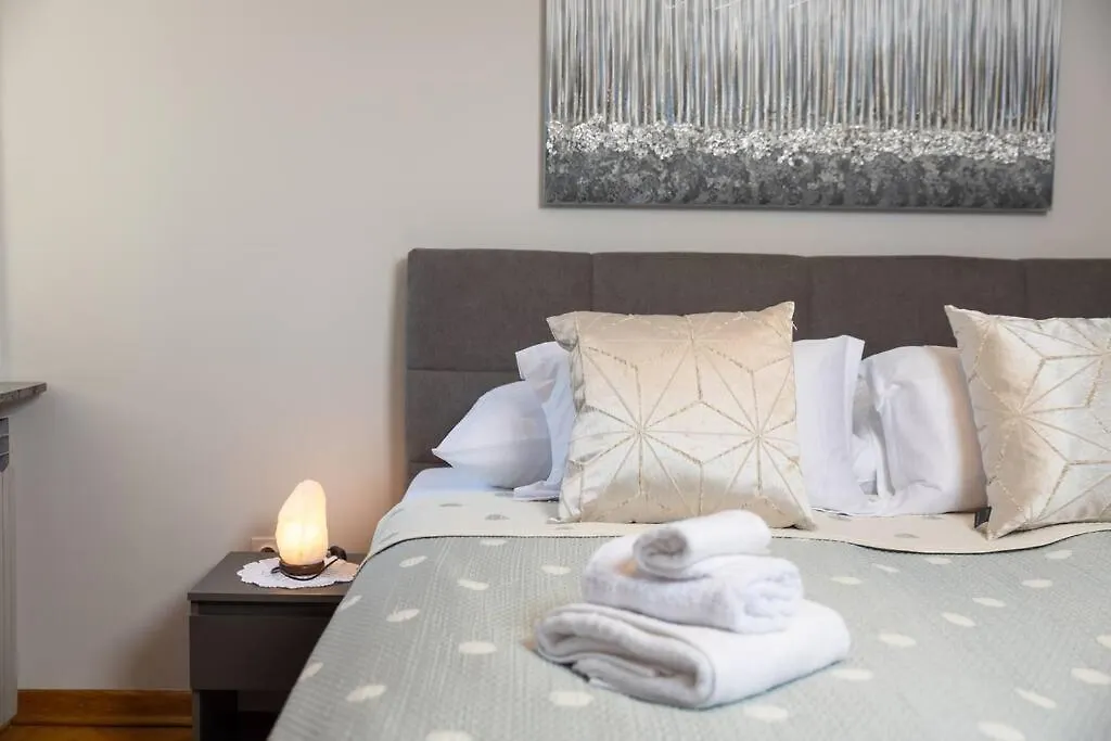 Deluxe Apartment Ana 100 M From The Beach Opatija Kroatien